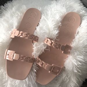 Pink Gucci Rubber Slides Sz 42 Like new